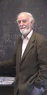 Alexander Dalgarno, British physicist., dies at age 87